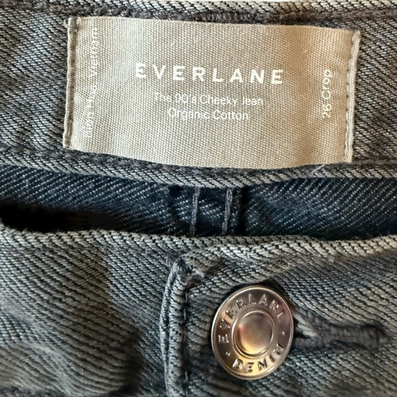 👖 Everlane The ’90s Cheeky Jean in Washed Black
Size 26 Crop Excellent Condition - Picture 6 of 8